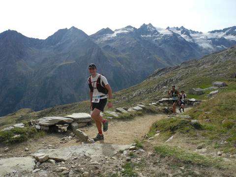 1 Il giovane Andrea Biffi in testa al 4K Alpine endurance trail Valle d'Aosta 