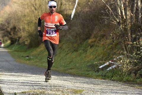 Cristian Minoggio vincitore Scaldagambe Winter Trail (foto diego degiorgi)