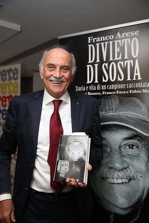 Franco Arese presenta il libro Divieto di Sosta (foto fidal colombo)
