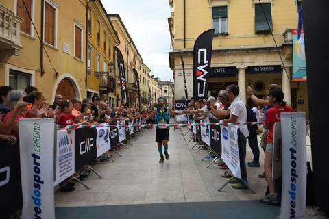 Giovanni Tacchini campione italiano Trail lungo (foto organizzazione)