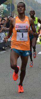 Il vincitore del Giro Internazionale di Pettinengo l'etiope Muktar Edris (foto biellaedintorni.it) 