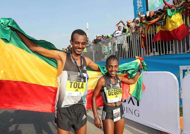 I vincitori della maratona di Dubai Tola e Degefa (foto Colombo Fidal)