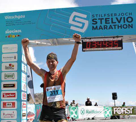 Il vincitore della Stelvio Marathon 2018 Andreas Reiterer (foto newspower)
