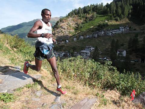 L'eritreo Petro Mamu vincitore del Giir di Mont 2015 (foto Newspower)