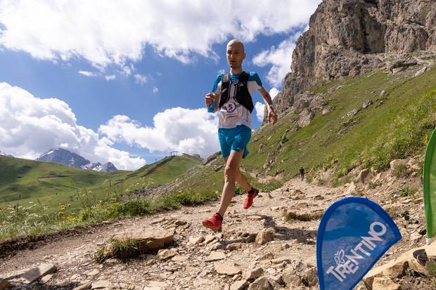 Luca Carrara vincitore del Sellaronda Ultra Trail 2018 (foto pegasomedia)