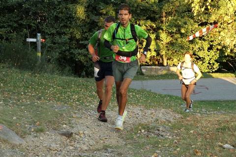 Igor Marchetti vincitore del Morenic trail 2011.jpg