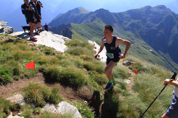 Massimo Farcoz vincitore con record 1h45m39s del Crabun Mountain Race (foto Pantacolor)