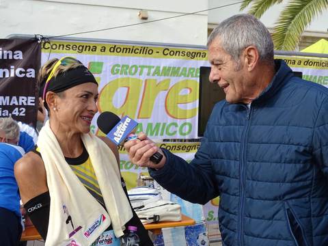 Michela Boniello vincitrice Mezza maratona Donne in Rosa (foto organizzazione)
