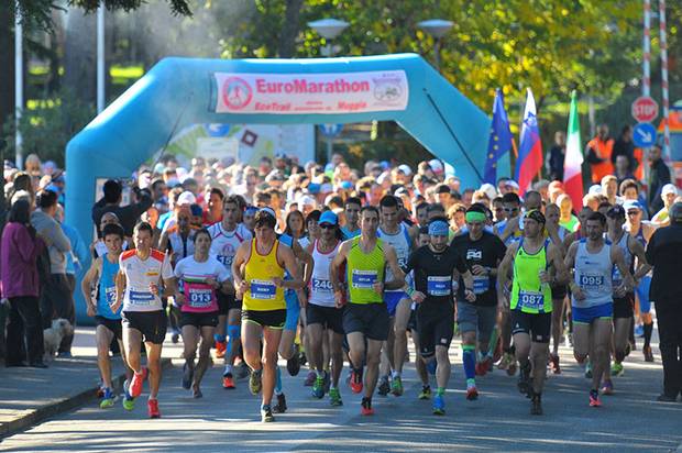 Partenza Euromarathon della penisola di Muggia (foto organizzazione)
