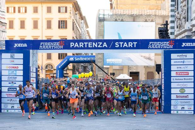 Partenza Firenze Marathon 2022 (foto Renai organizzatori)