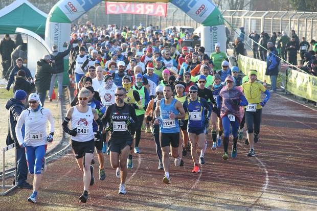 Partenza Maratona di Crevalcore (foto Fotosportnew)