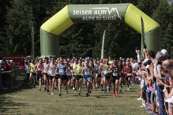 Partenza Mezza Maratona Alpe di Siusi (foto organizzazione)