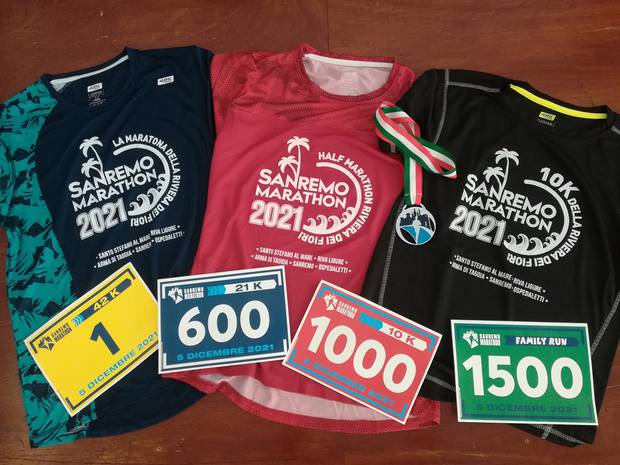 Pettorali e magliette ricordo Sanremo Marathon 2021