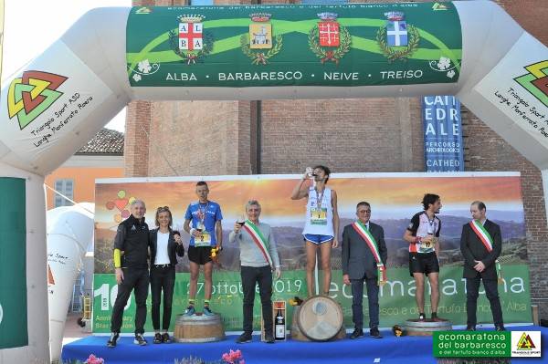 Podio maschile Ecomaratona Alba (foto organizzazione)