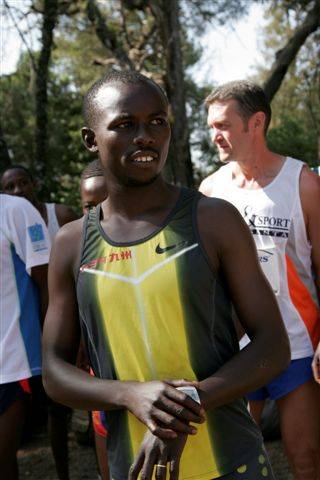 Samuel Wanjiru (foto runandtravel.it).jpg