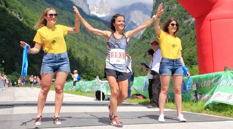 Simonetta Menestrina vincitrice Molveno Lake Running (foto atleticatrento)