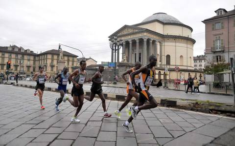 Un passaggio della Maratona di Torino 2018 (foto organizzazione)