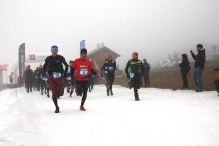 La partenza della Snow Race 2012 a Monginevro (foto runningcafe.fr)